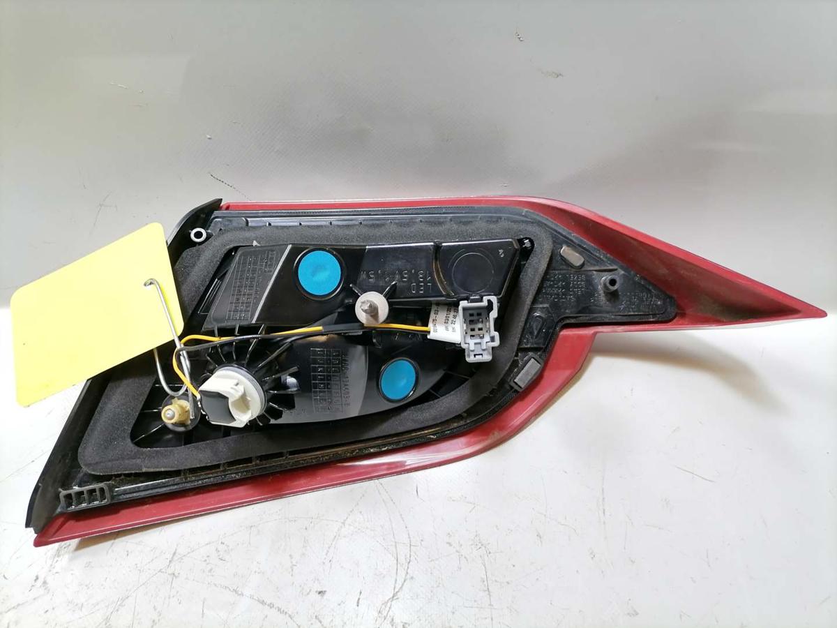 Ford Fiesta MK7 original Rücklicht Rückleuchte Schlussleuchte innen links Bj.2019